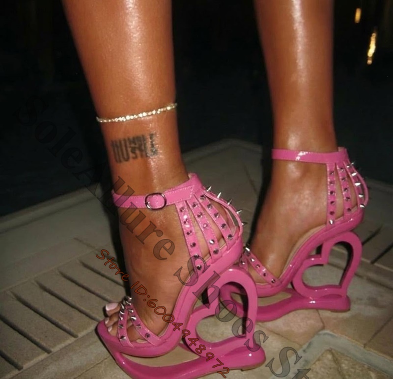 Casual Sandal Leather - Sıcak Pembe Sivri Uçlu Çivili Kalp