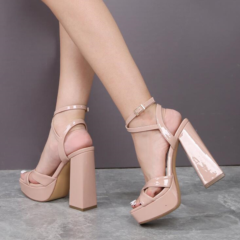 2025 YENI Yaz Gece Kulübü Kadı - Casual Sandal Leather incelemesi ve fiyatı
